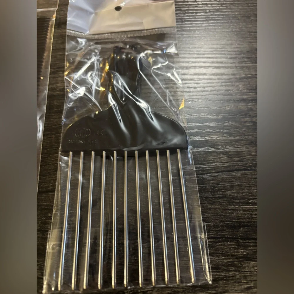 New in Package‎ Set of 3 Hair Combs and Picks. 2 Picks 1 Comb Metal and Plastic